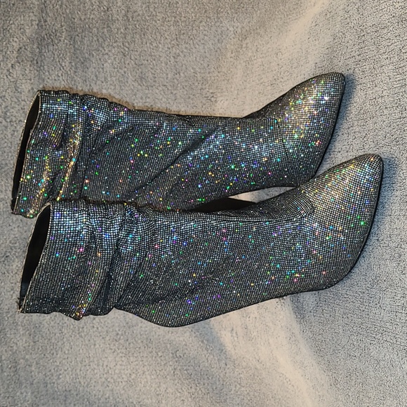 Steve Madden Calysta Bootie - Picture 2 of 7